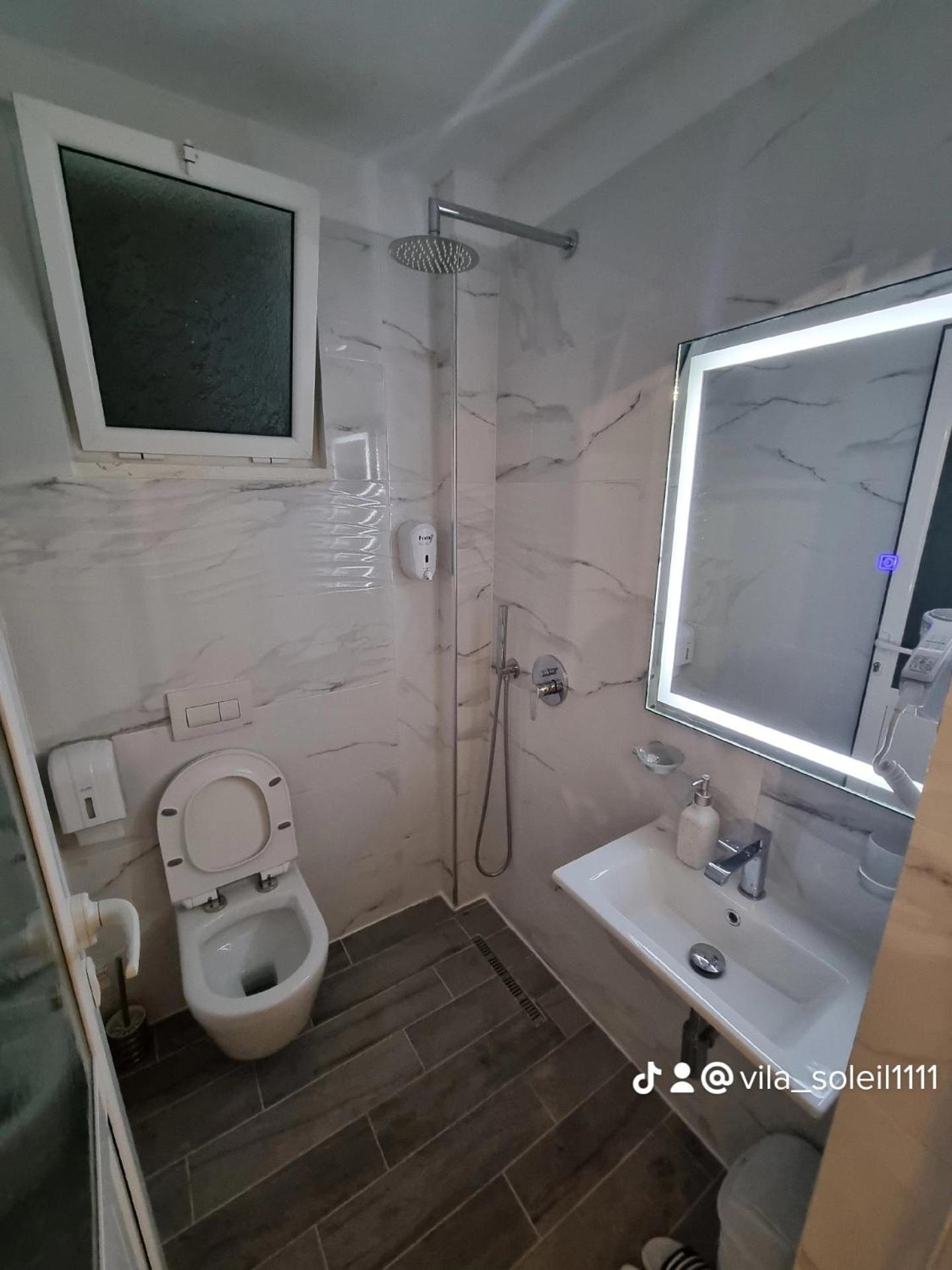 Vila Soleil Vlorë Rom bilde