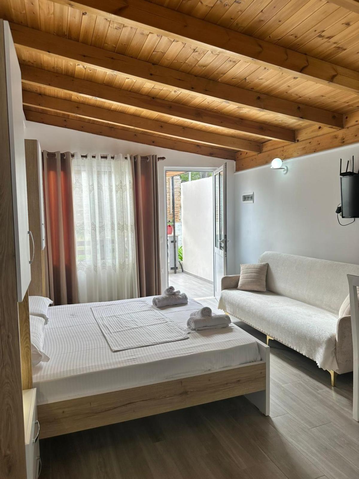 Vila Soleil Vlorë Eksteriør bilde